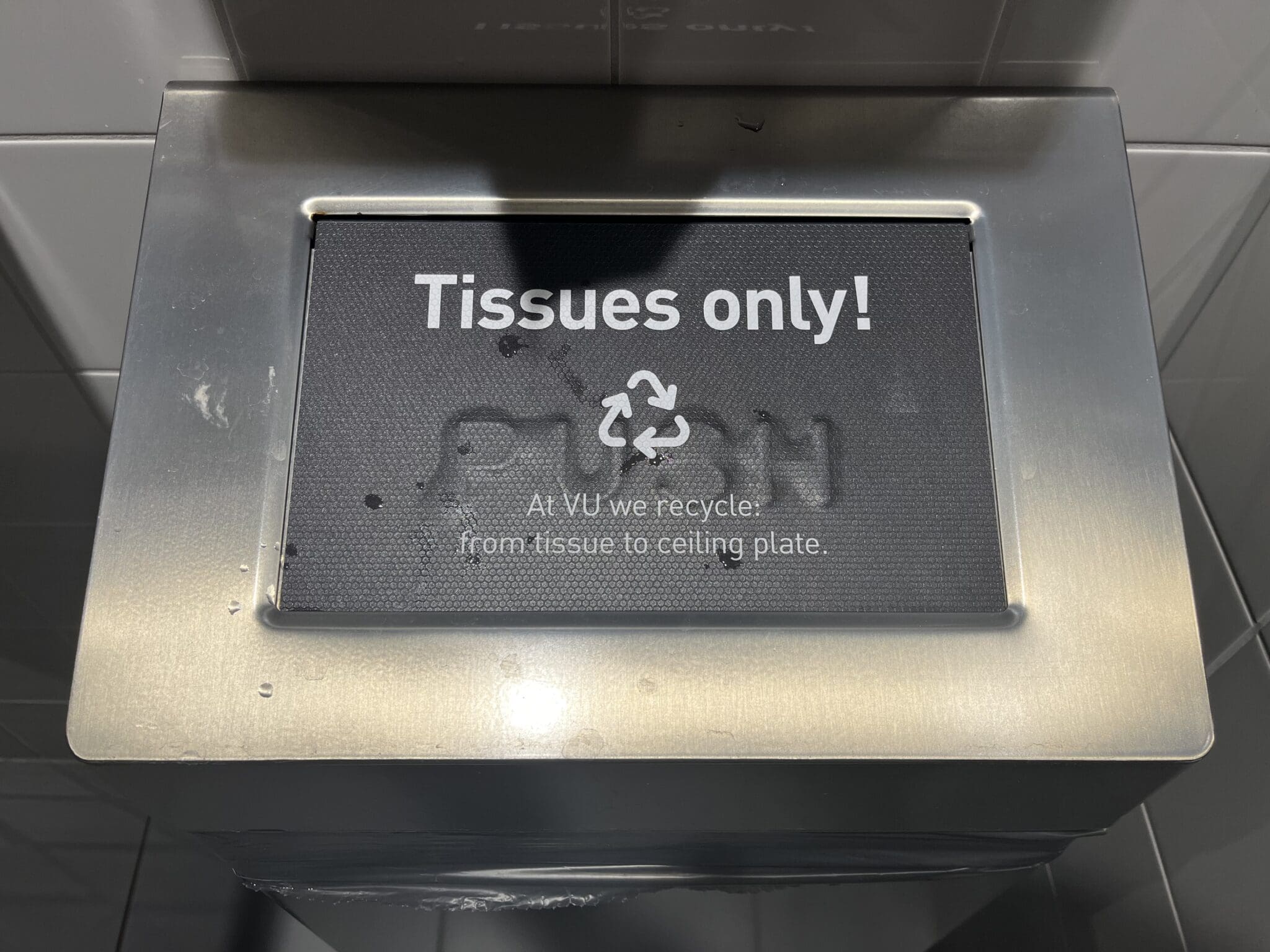 Tissues recyclen tot wandplaten op de VU - Stimular